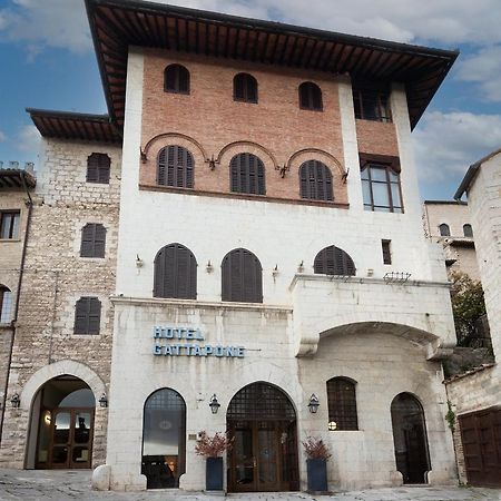 Hotel Gattapone Gubbio Esterno foto