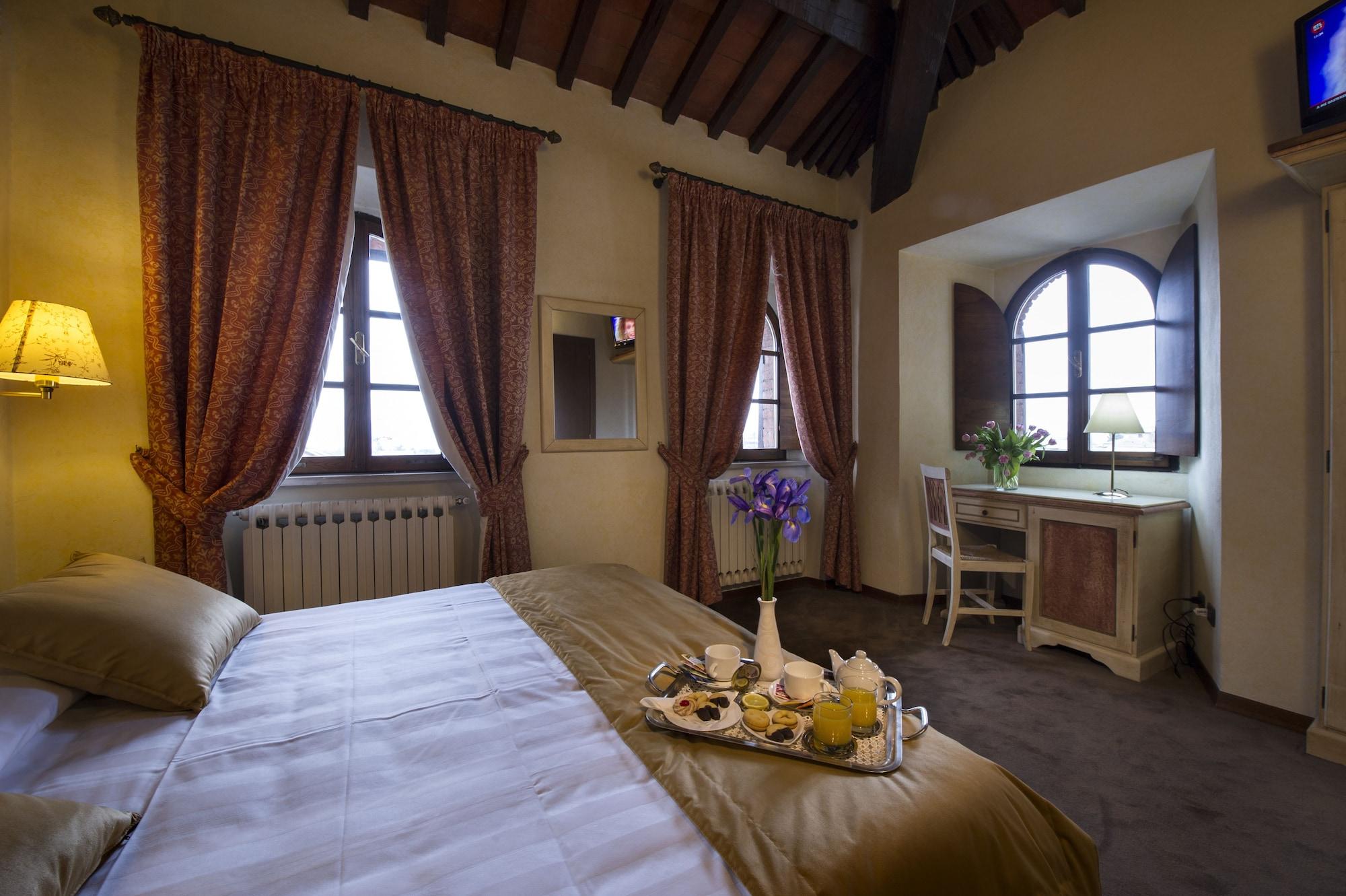 Hotel Gattapone Gubbio Esterno foto