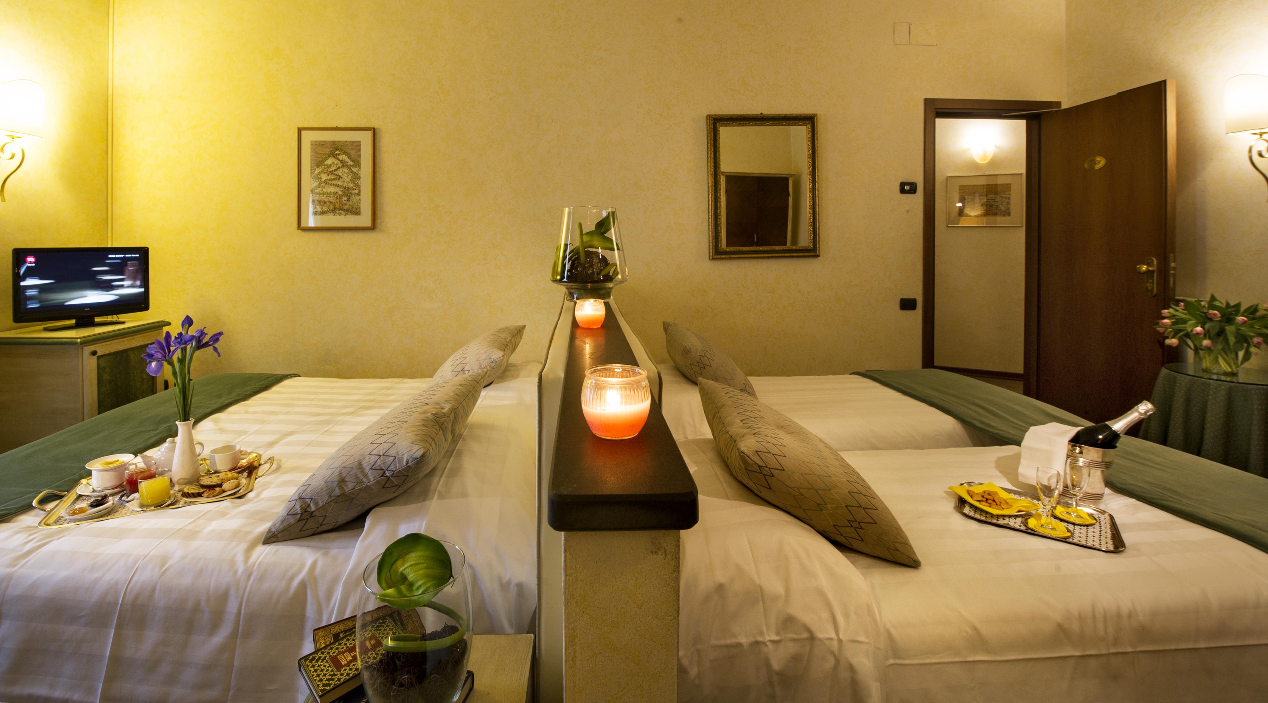 Hotel Gattapone Gubbio Esterno foto