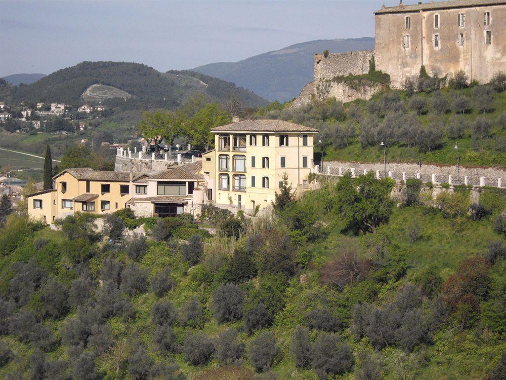 Hotel Gattapone Gubbio Esterno foto