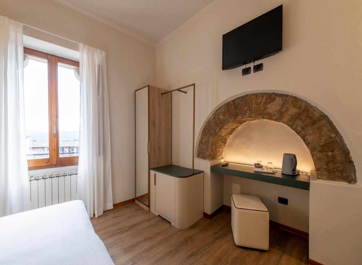 Hotel Gattapone Gubbio Esterno foto