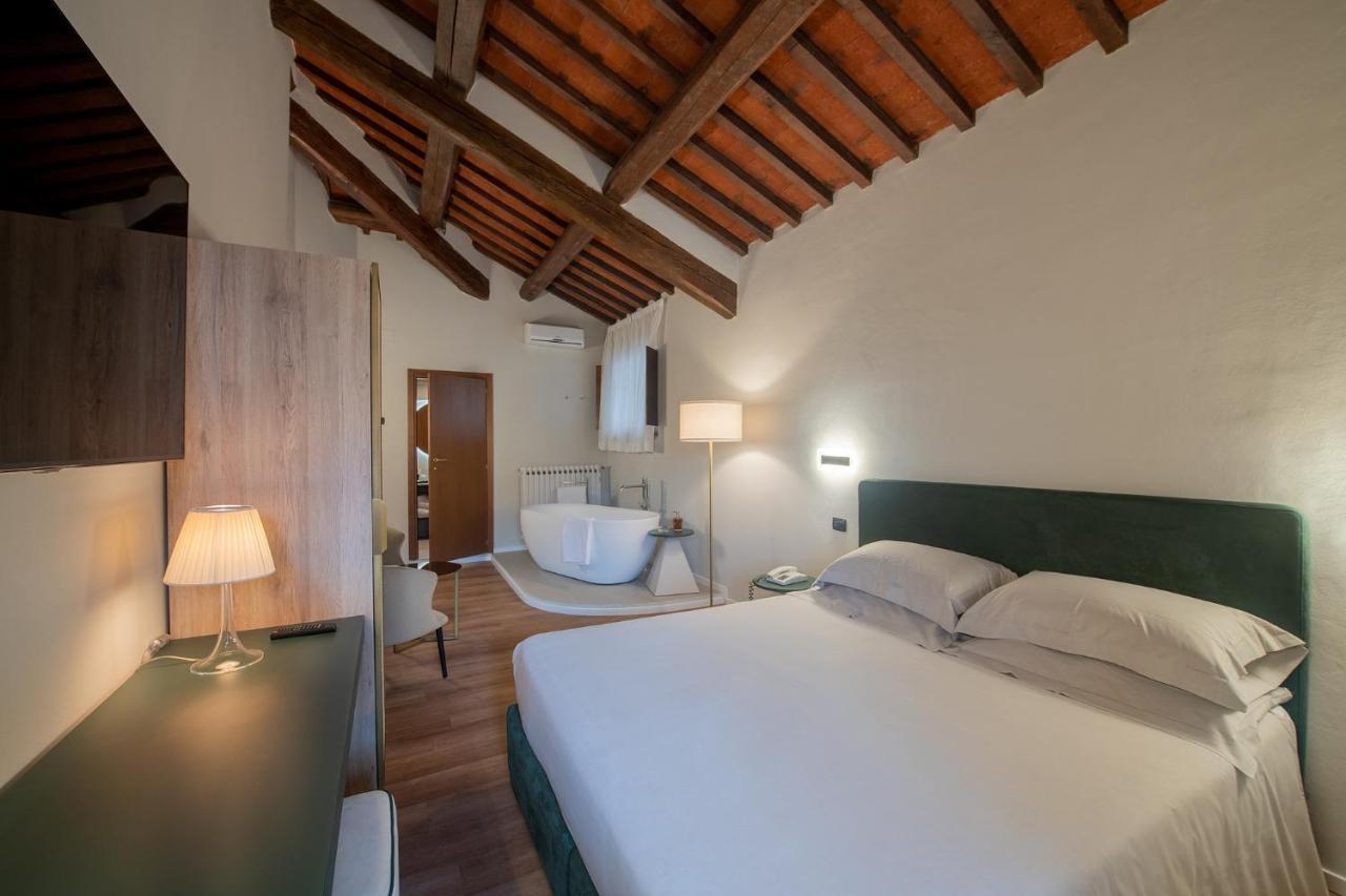 Hotel Gattapone Gubbio Esterno foto