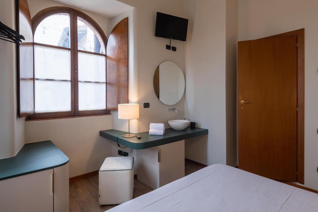 Hotel Gattapone Gubbio Esterno foto