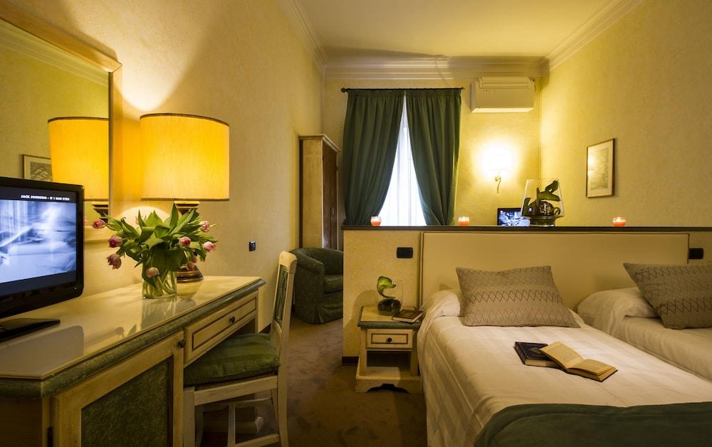 Hotel Gattapone Gubbio Esterno foto