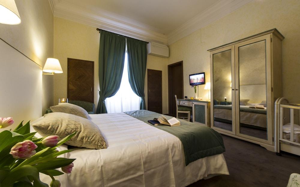 Hotel Gattapone Gubbio Esterno foto